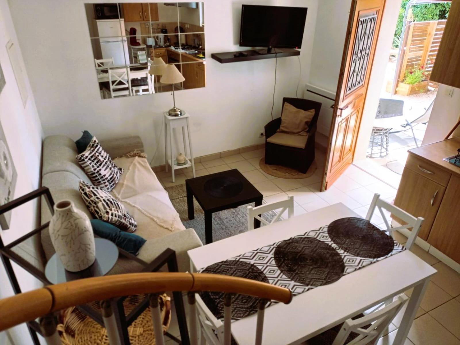 Mas Denis Appartement Arles Buitenkant foto